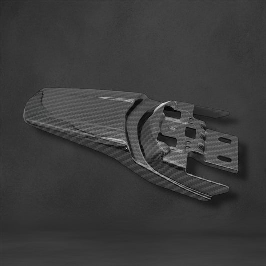 CARBON REAR FENDER